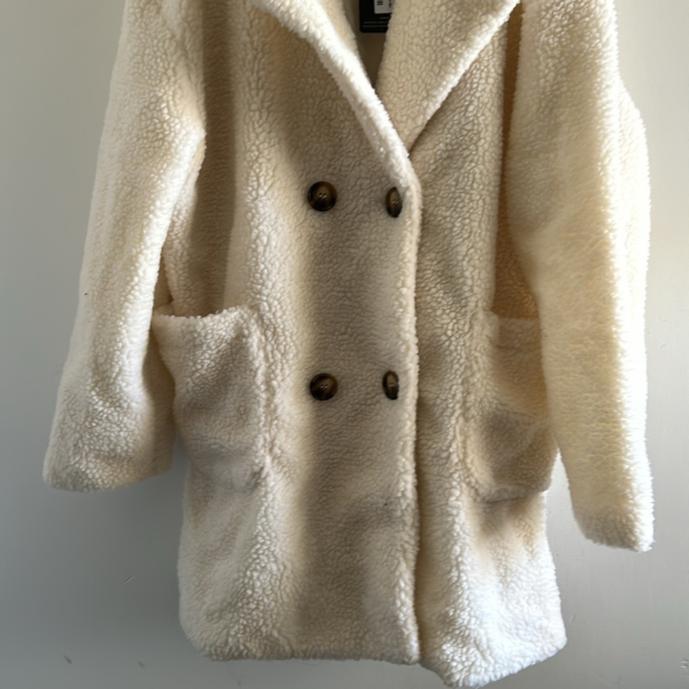 Pretty Little Things Coat Women’s Size 22 Cream Borg Midi Coat NWT - Picture 5 of 8